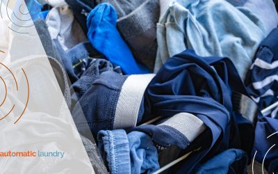 How to Freshen Laundry and Prevent Lint Build-Up on Your Dark Fabrics